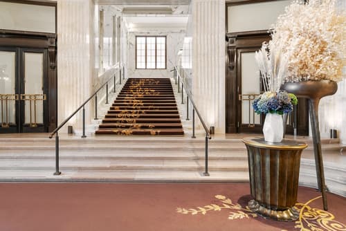 Park Hyatt Vienna, Lobby