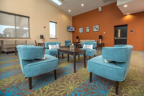 Sleep Inn & Suites and Conference Center Downtown, Lobby sitting area