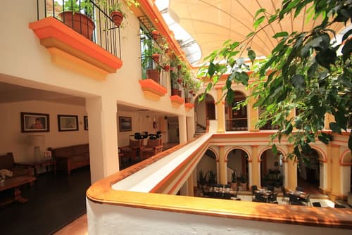 Hotel Ciudad Real Centro Histórico, Lobby