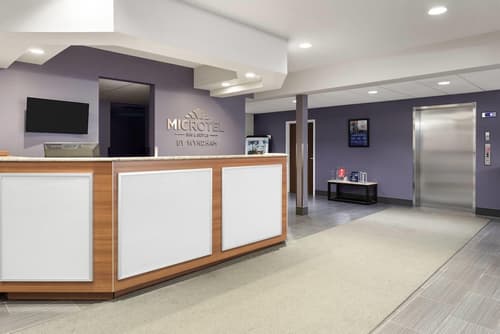 Microtel Inn & Suites by Wyndham Sault Ste. Marie, Lobby