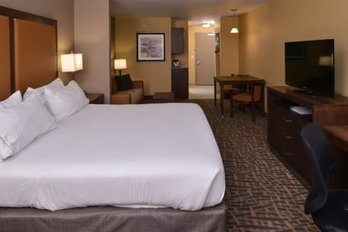 Holiday Inn Express & Suites Page - Lake Powell Area by IHG, Room