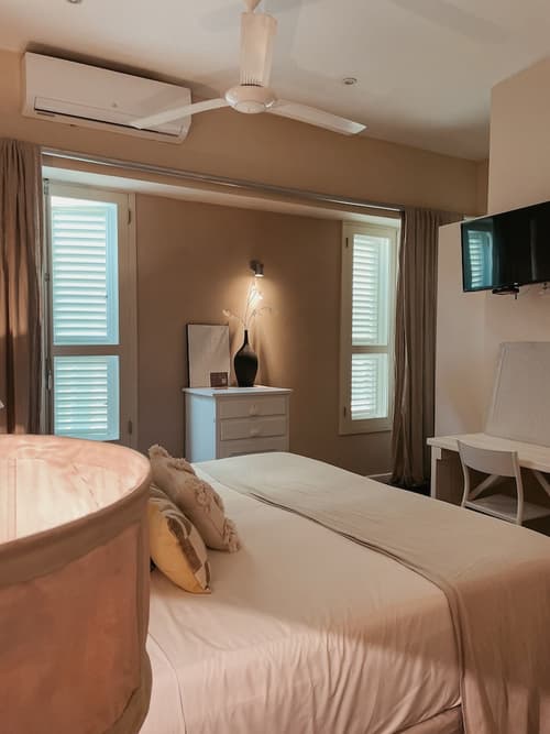 BijBlauw Hotel, Room