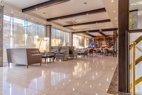 CBD Hotel, Lobby sitting area