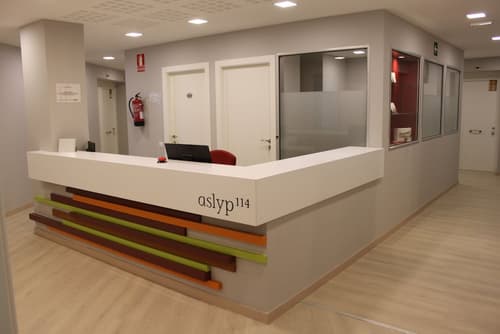 Hostal Aslyp 114, Reception