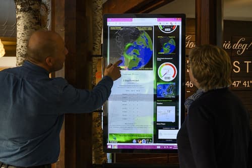 Fjellkysten, Reception