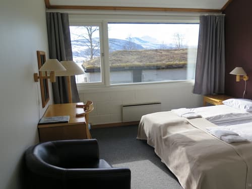 Fjellkysten, Room