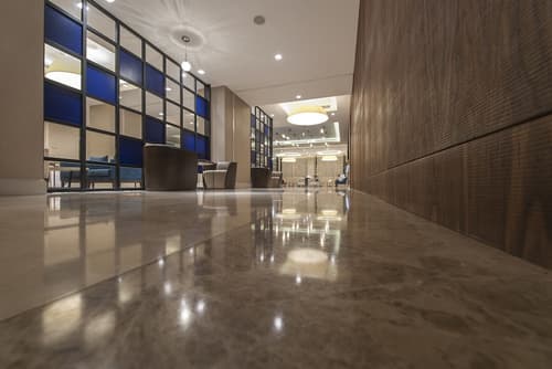 Le Bleu Hotel & Resort, Interior entrance