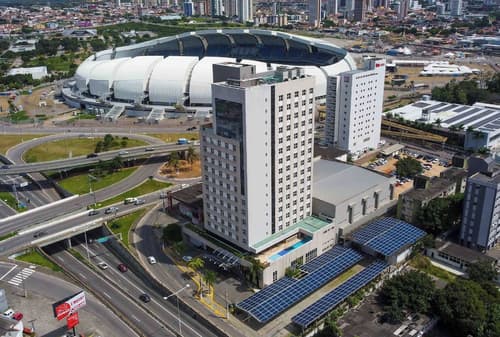 Praiamar Arena, Front of property