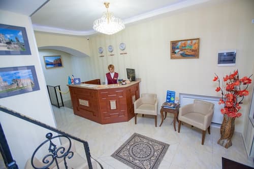 Rustaveli Palace, Reception