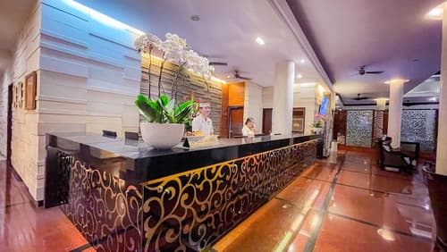 Bali Dynasty Resort, Reception