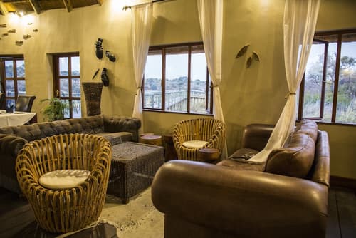 Hakusembe River Lodge, Lobby lounge