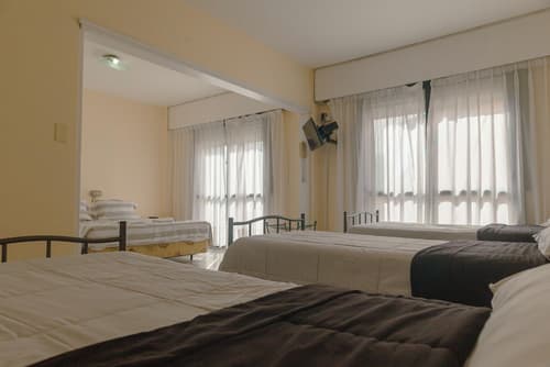 Hostal Rayentray, Room