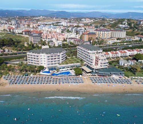 Aska Hotel Just In Beach, 