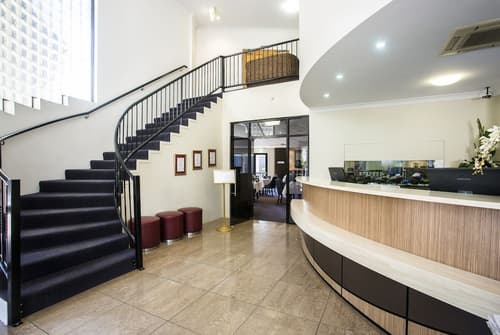 Coral Cay Resort, Reception