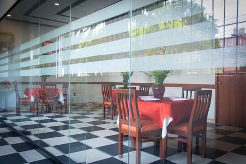 Hotel Max, Restaurant