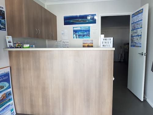 Main Street Motel, Reception