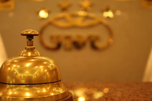 Uyut Hotel, Reception