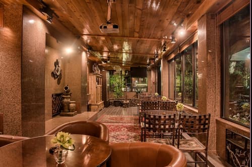 Uyut Hotel, Lobby lounge