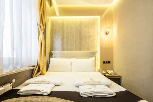 Hotel Goldengate, Room