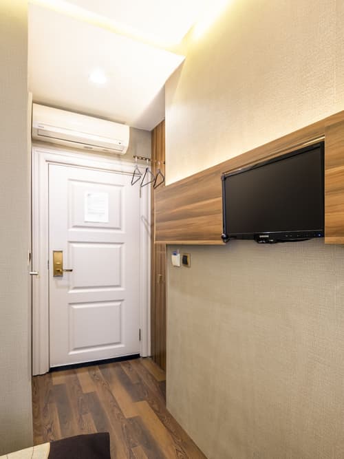 Hotel Goldengate, Room