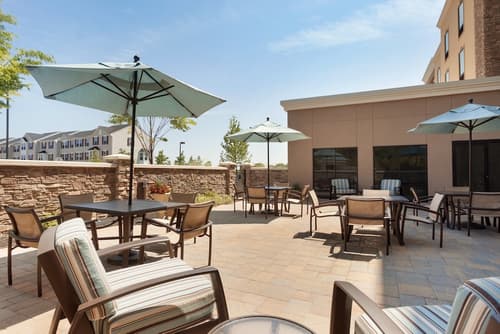 Hampton Inn & Suites Philadelphia Montgomeryville, Terrace/patio