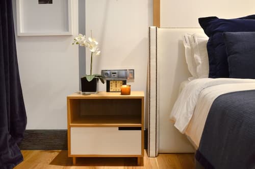 Browns Central Hotel, Room