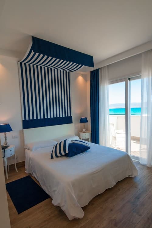 Hotel Nautilus, Room