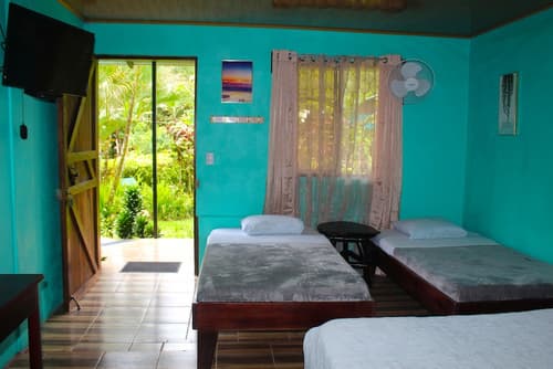 Posada Río Celeste La Amistad, Reception