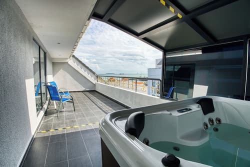 Royale Chulan Penang, Primary image