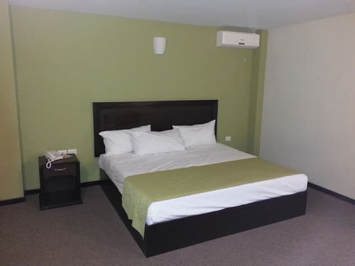 CHN Hotel Monterrey Santa Fe, Room