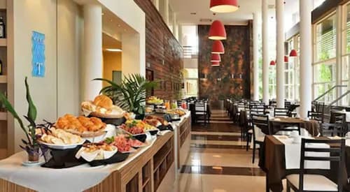 Gran Hotel Tourbillon Cataratas, Breakfast area