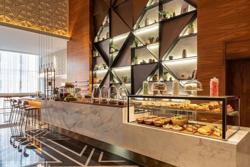 Sheraton Grand Hotel, Dubai, Lobby lounge