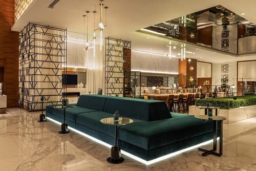 Sheraton Grand Hotel, Dubai, Lobby lounge