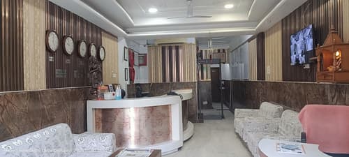 Hotel Su Shree Continental, Reception