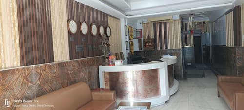 Hotel Su Shree Continental, Reception