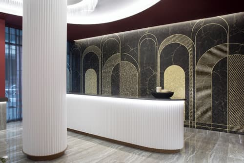 Zeus Essence Athens Central, former Athens Key, Reception