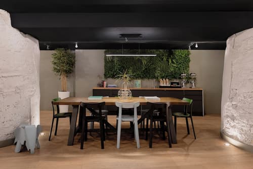 Zedwell Underground Hotel Tottenham Court Road, Interior