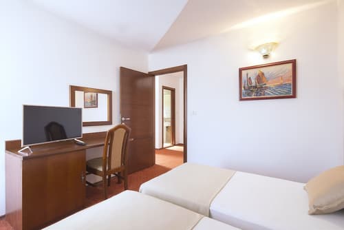 Villa Ljubanovic, Room