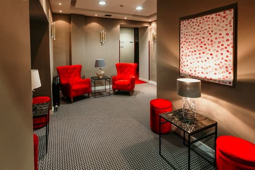 Hotel Sahat, Lobby sitting area