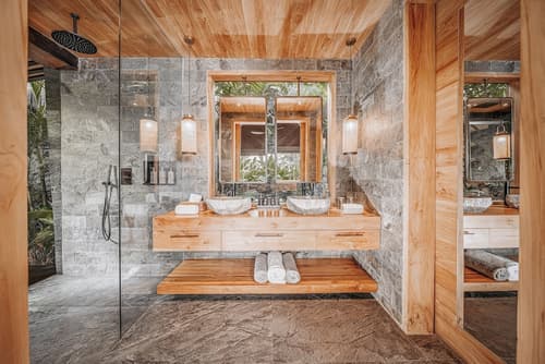 Desa Hay Canggu, Bathroom