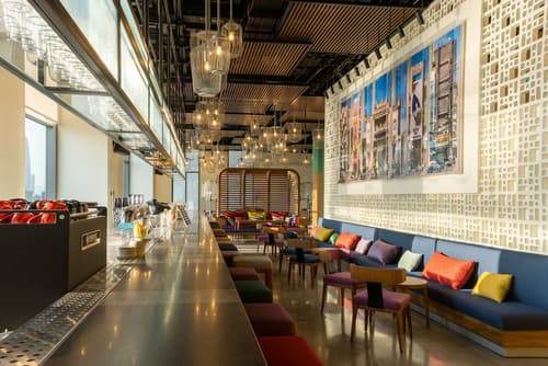 Wink Icon Hotel Danang Riverside - 24hrs Stay &amp; Rooftop Pool Bar, Lobby lounge