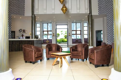 Royal Shaza Suites, Reception