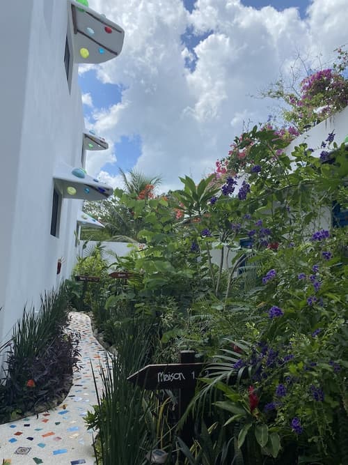 Maison Bacalar, Front of property