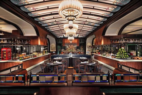 The Londoner Hotel, Restaurant