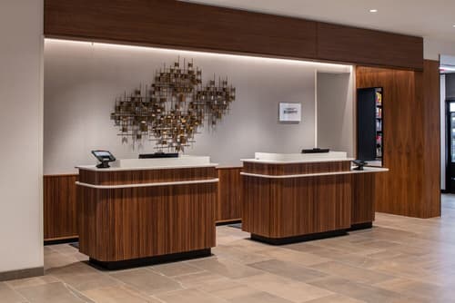 Courtyard By Marriott Olympia, Reception