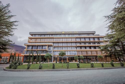 Gori Inn, Primary image