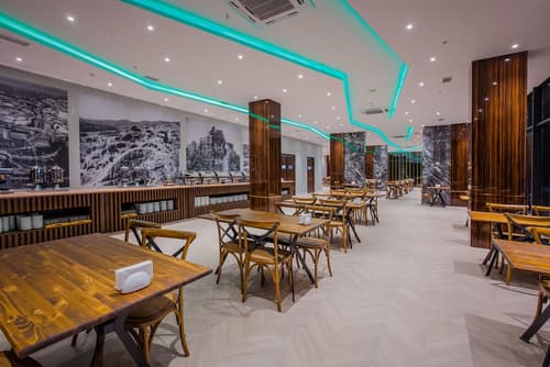 Gori Inn, Restaurant