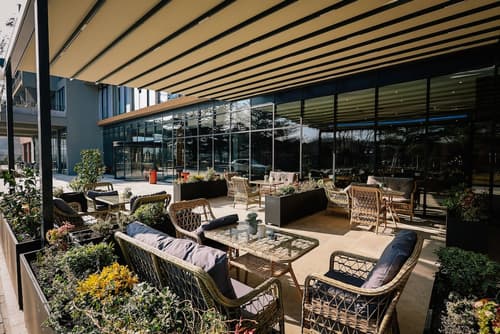 Gori Inn, Front of property