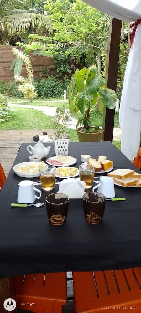 Pousada Encanto de Amor Búzios, Breakfast buffet