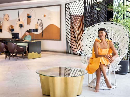 Grand Mercure Bali Seminyak, Lobby sitting area